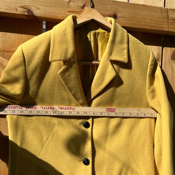 AmAzInG Mustard Yellow Wool Coat OLSEN collection, refer to measurements sz 8/10 - Picture 4 of 12